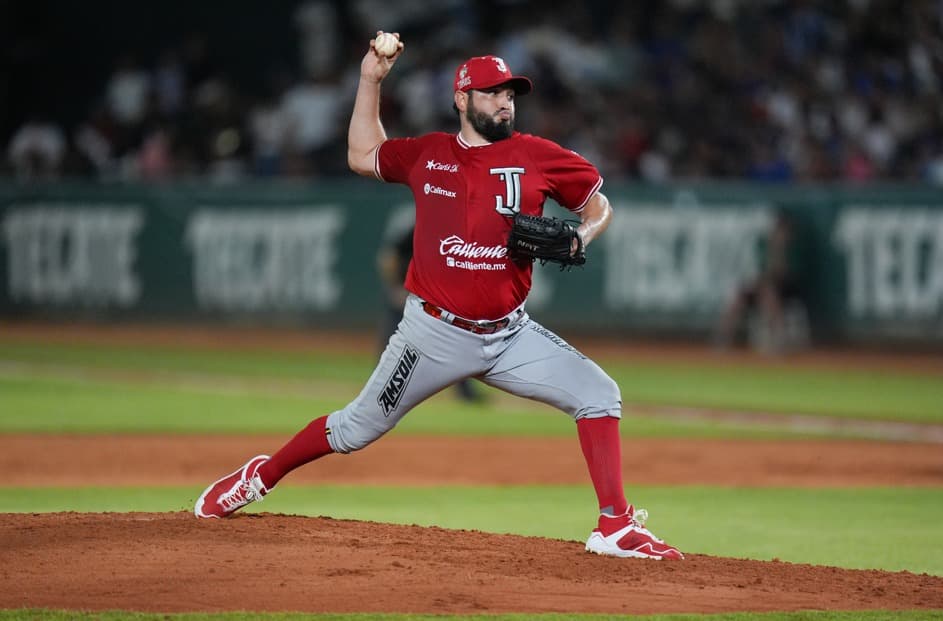 David Reyes comanda recital de pitcheo para poner adelante a los Toros sobre los Olmecas en la Serie del Rey 2026